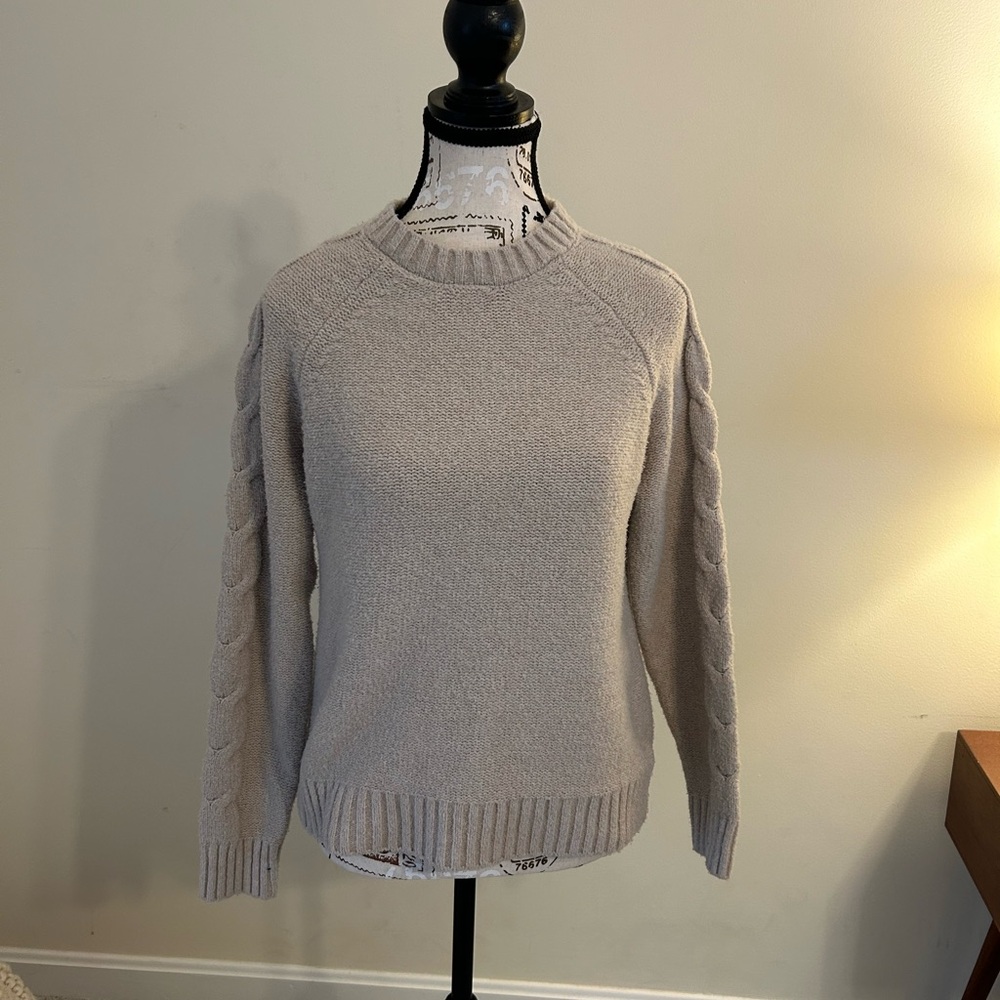 Tahari Light Tan Cable Knit Sweater